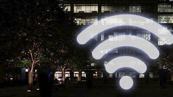 Δίκτυο Wi-Fi θα εγκατασταθεί σε λεωφορεία, τρόλει και τραμ
