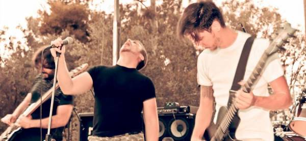 Οι Καλαματιανοί "Mr. Booze" στην παρουσίαση του πρώτου album των "Beyond this earth"