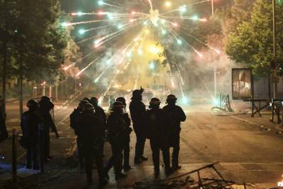 Γαλλία: Απαγόρευση πώλησης πυροτεχνημάτων ως μέτρο ελέγχου στις εθνικές εορτές