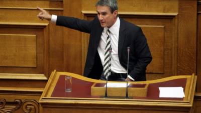 Ο Ανδρέας Λοβέρδος θα είναι υποψήφιος για την προεδρία του ΚΙΝΑΛ (βίντεο)