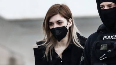 Προφυλακιστέα και για τους θανάτους της Μαλένας και της Ίριδας η Ρούλα Πισπιρίγκου