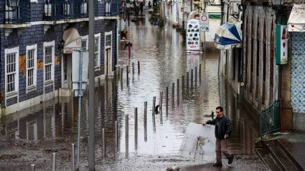 Καταιγίδα Έλσα: Οκτώ νεκροί σε Ισπανία και Πορτογαλία