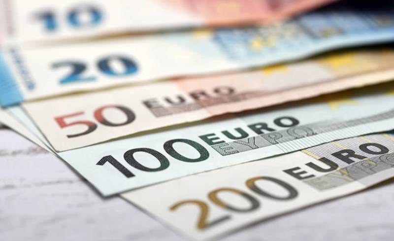 Υπ. Εργασίας: Πώς διαμορφώνεται ο νέος κατώτατος μισθός - Αναλυτικά παραδείγματα