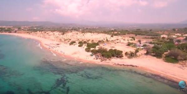 Μία βόλτα στην όμορφη παραλία στο Πετροχώρι Μεσσηνίας (βίντεο)