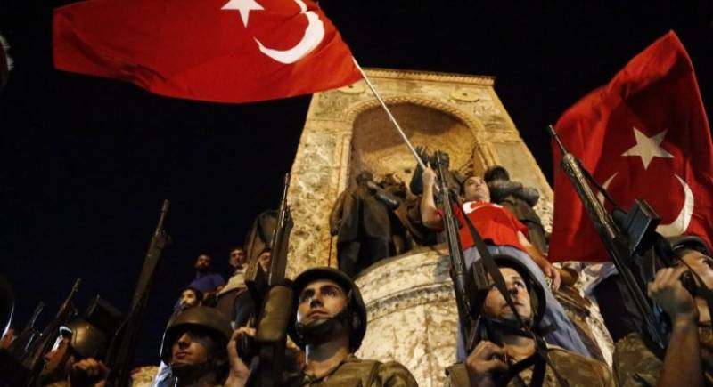Τουρκία: Συνελήφθησαν άλλοι 150 στρατιωτικοί