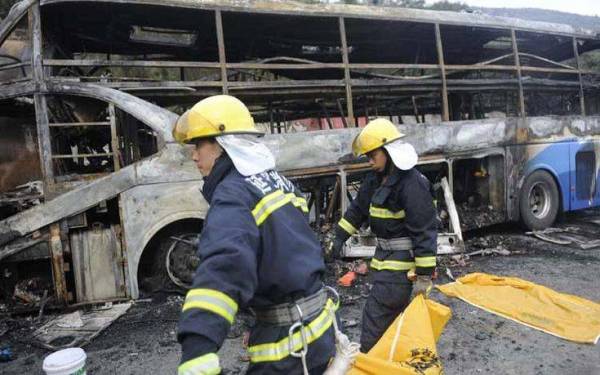 Κίνα: Τουλάχιστον 36 νεκροί έπειτα σύγκρουση λεωφορείου με φορτηγό