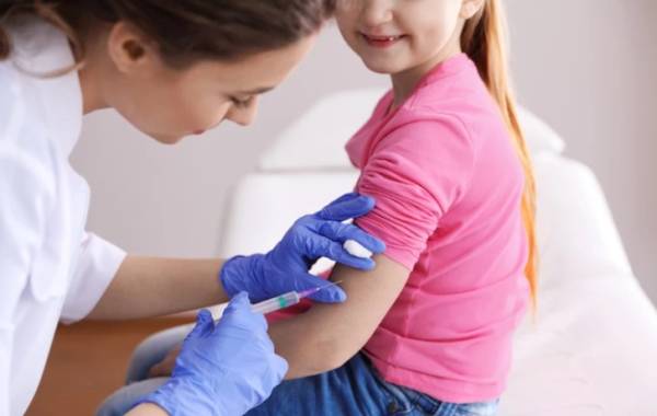 Γαλλία: Πρεμιέρα για τον εμβολιασμό παιδιών ηλικίας 5 έως 11 ετών