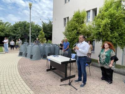 Καλαμάτα: Παραδόθηκαν σε δημότες οι πρώτοι κομποστοποιητές