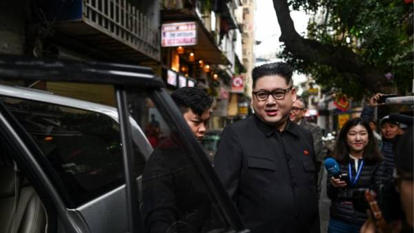 Βιετνάμ: Απέλασαν σωσία του Κιμ Γιονγκ Ουν λίγο πριν τη σύνοδο κορυφής Βόρειας Κορέας-ΗΠΑ