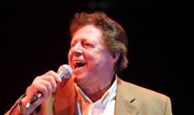 Πέθανε ο τραγουδιστής Γιάννης Βογιατζής (βίντεο)