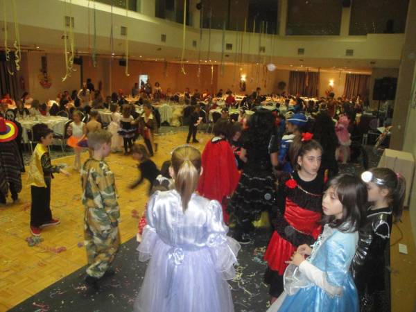 Παιδικό αποκριάτικο πάρτι του Λυκείου Ελληνίδων Καλαμάτας