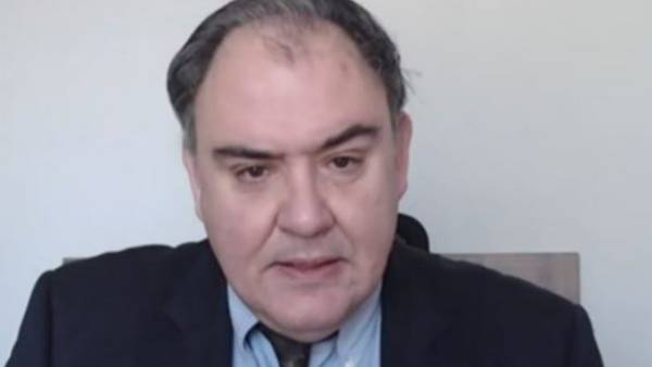 Σαρηγιάννης: Κορύφωση στις 19 - 20 Ιανουαρίου με 65.000 κρούσματα