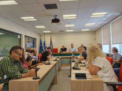 Καλαμάτα: Προβληματισμός για την κατάσταση των παιδικών χαρών