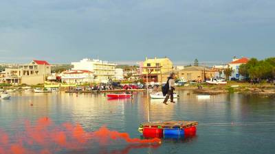 Περιφορά του Επιταφίου και κάψιμο του Ιούδα στο Μάραθο