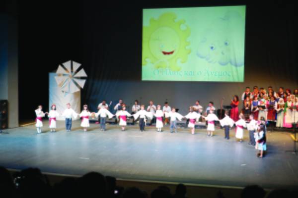 Κατάμεστο το Μέγαρο στην παιδική παράσταση του Λυκείου Ελληνίδων (φωτογραφίες)