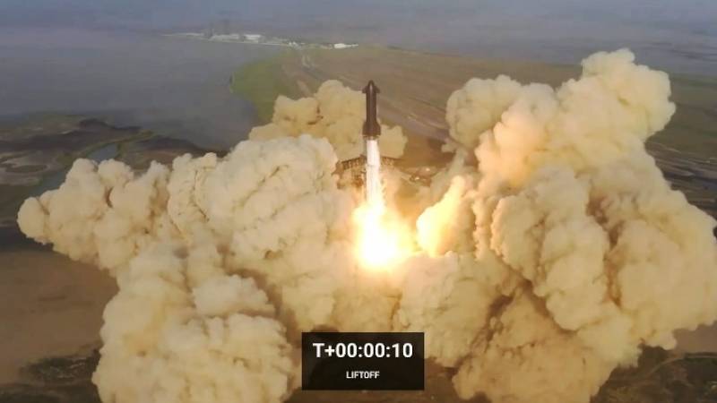 Starship: Ο πύραυλος του Ελον Μασκ εξερράγη μετά την απογείωση (Βίντεο)