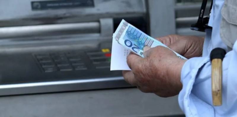 Συντάξεις Ιουνίου: Οι ημερομηνίες ανά ταμείο (Βίντεο)