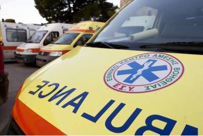 Θρήνος στην Ελασσόνα: Βρέφος σκοτώθηκε σε τροχαίο, δύο ημέρες πριν τη βάπτισή του (βίντεο)