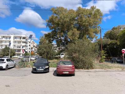 Διαμαρτυρία κατοίκων: Προβλήματα από το κάθετο παρκάρισμα στην Ψαρών
