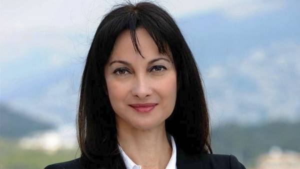 Έλενα Κουντουρά: Στηρίζω ξεκάθαρα την κυβέρνηση να ολοκληρώσει το έργο της