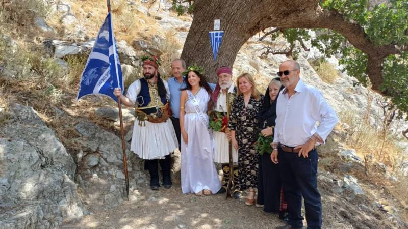 Η Ιερή Βελανιδιά του Πολυάραβου Μάνης στο Δίκτυο Αιωνόβιων Δέντρων