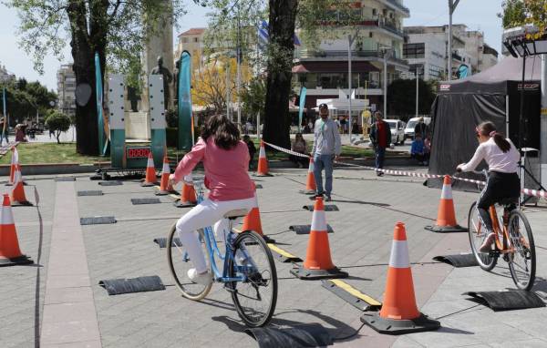 Το ΔΕΗ e-bike festival έκανε στάση στην Καλαμάτα (βίντεο)