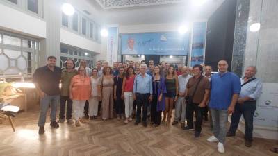 Άνοιξε το εκλογικό κέντρο του Βασίλη Τζαμουράνη