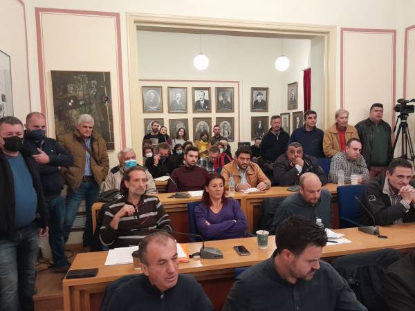 Πρόεδροι 11 κοινοτήτων διαφωνούν για επέκταση αστικής περιοχής Θουρίας