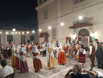 Όμορφη χορευτική βραδιά στο Πλατύ (βίντεο-φωτογραφίες)