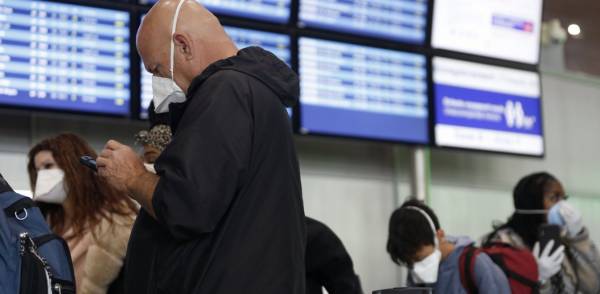 Μειωμένη σχεδόν 60% η κίνηση στα ελληνικά αεροδρόμια τον Μάρτιο