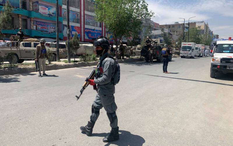 Έκρηξη και πυροβολισμοί στο Αφγανιστάν, τουλάχιστον δύο νεκροί