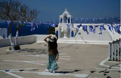 Του Αγίου Πνεύματος σήμερα - Τι συμβολίζει