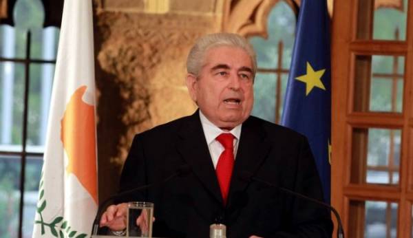 Κύπρος: Με τιμές εν ενεργεία Προέδρου η κηδεία του Δημήτρη Χριστόφια