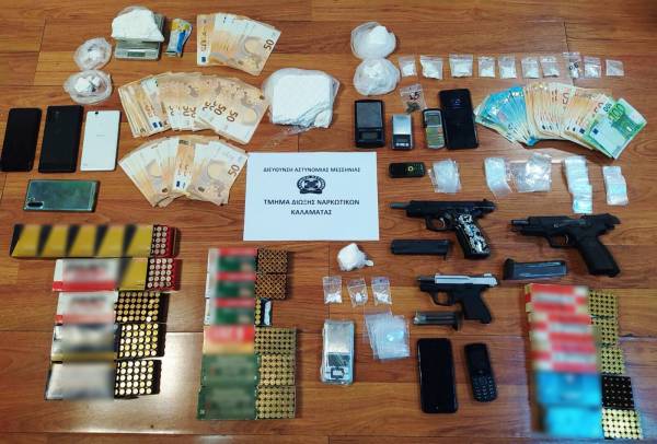 Τρεις συλλήψεις για κοκαΐνη και όπλα από την Δίωξη Ναρκωτικών Καλαμάτας
