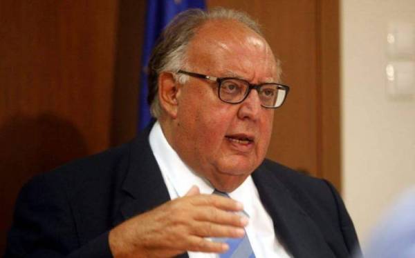 Πέθανε ο πρώην υπουργός του ΠΑΣΟΚ Θεόδωρος Πάγκαλος