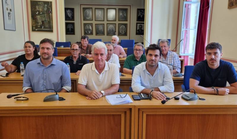 Ολομέτωπη επίθεση Τζαμουράνη σε Βασιλόπουλο: “Να εκλείψει η ιδιοκτησιακή νοοτροπία του δημάρχου” (βίντεο)