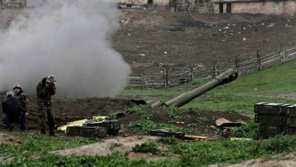 Αρμενία: Το Αζερμπαϊτζάν παραβίασε την κατάπαυση πυρός στο Ναγκόρνο Καραμπάχ