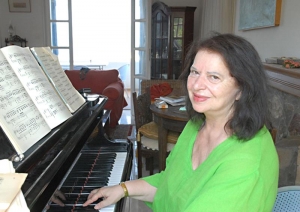 Σήμερα και αύριο η πιανίστα Ντόρα Μπακοπούλου στο Πνευματικό Κέντρο Καλαμάτας  