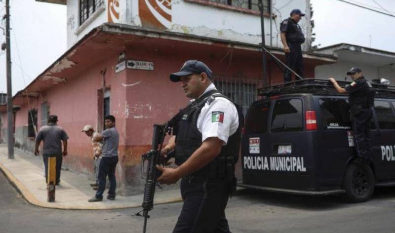 Φονική ενέδρα σε αστυνομικούς και εισαγγελικούς λειτουργούς στο Μεξικό