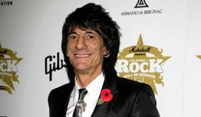 Ο Ρόνι Γουντ των Rolling Stones νίκησε για δεύτερη φορά τον καρκίνο