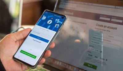 Facebook: Οι &quot;ανοιχτές&quot; αναρτήσεις του χρήστη δεν αποτελούν προσωπικά δεδομένα του