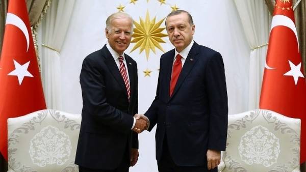 Τα σημεία τριβής ΗΠΑ και Τουρκίας εν όψει της συνάντησης Μπάιντεν-Ερντογάν