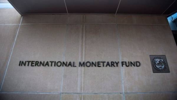 Οι ευνοϊκές προβλέψεις του ΔΝΤ ενίσχυσαν τα ομόλογα