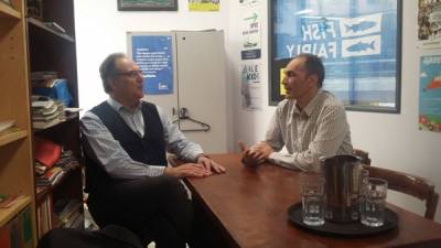 Με τον διευθυντή της Greenpeace συναντήθηκε ο Κοσμόπουλος