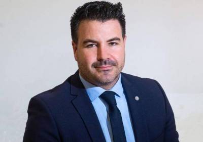 Χειλάς κατά Βασιλόπουλου για διακοπή υδροδότησης