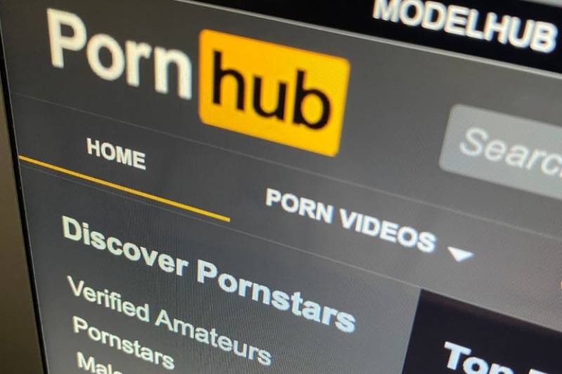 To PornHub αποκάλυψε τι βλέπουν οι Έλληνες στις προσωπικές τους στιγμές