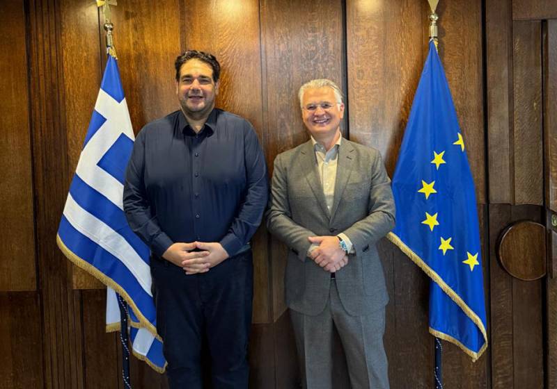 Συνάντηση Πτωχού με Λιβάνιο χθες στην Αθήνα: Ψάχνουν λύση για το Διοικητήριο