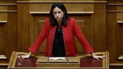 Νίκη Κεραμέως: «Θετικό γεγονός», αλλά όχι επιστροφή στην κανονικότητα, η έξοδος στις αγορές