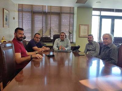 Καλαμάτα: Βασιλόπουλος με ιδιοκτήτες ταξί για ηλεκτρικά οχήματα