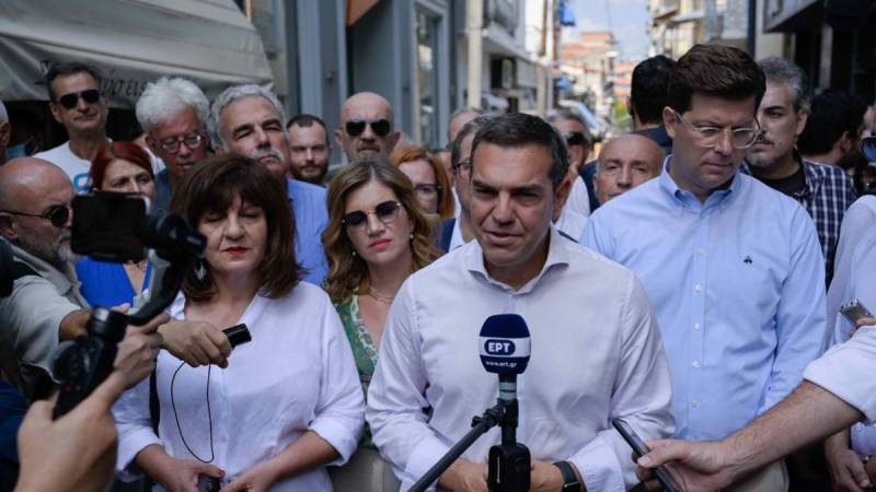 Τσίπρας: «Ο κ. Μητσοτάκης ακούει τις συνομιλίες των αντιπάλων του, αλλά όχι την απόγνωση της κοινωνίας»